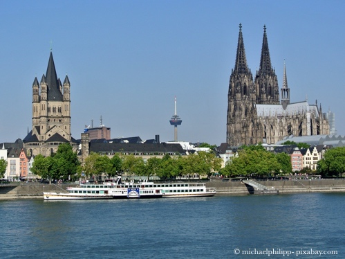Bild von Vater Rhein - der Fluss der Kölner Herzen